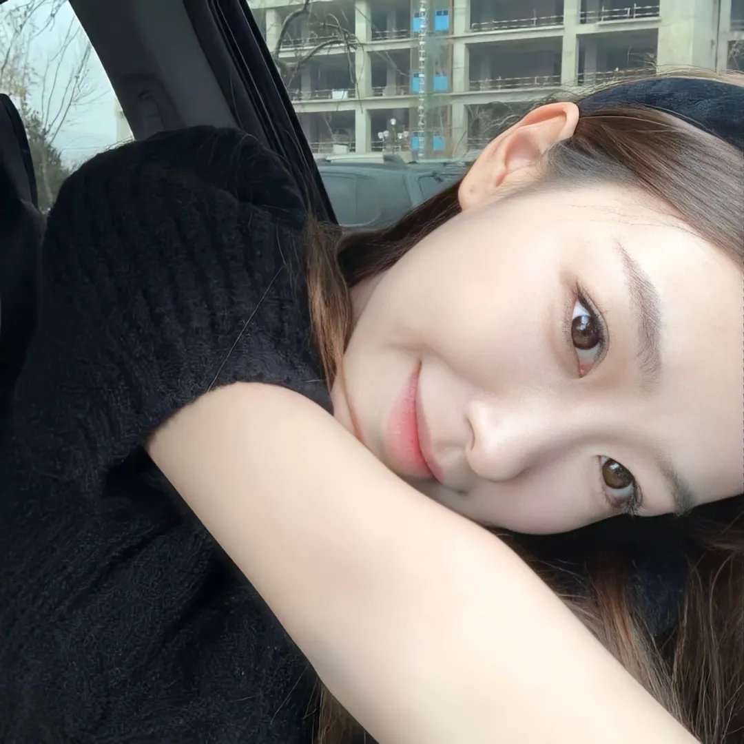 黑色郁金香